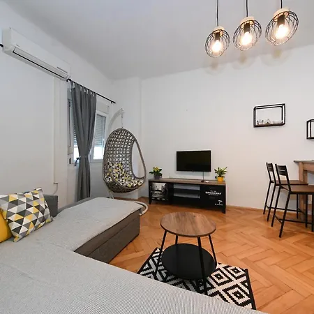 Zara Apartment