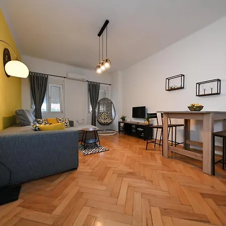 Zara Apartment Apartament