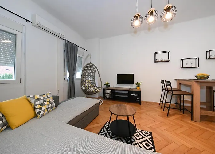 Zara Apartment